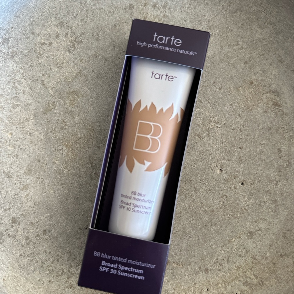 Tarte BB Blur Tinted Moisturizer SPF 30